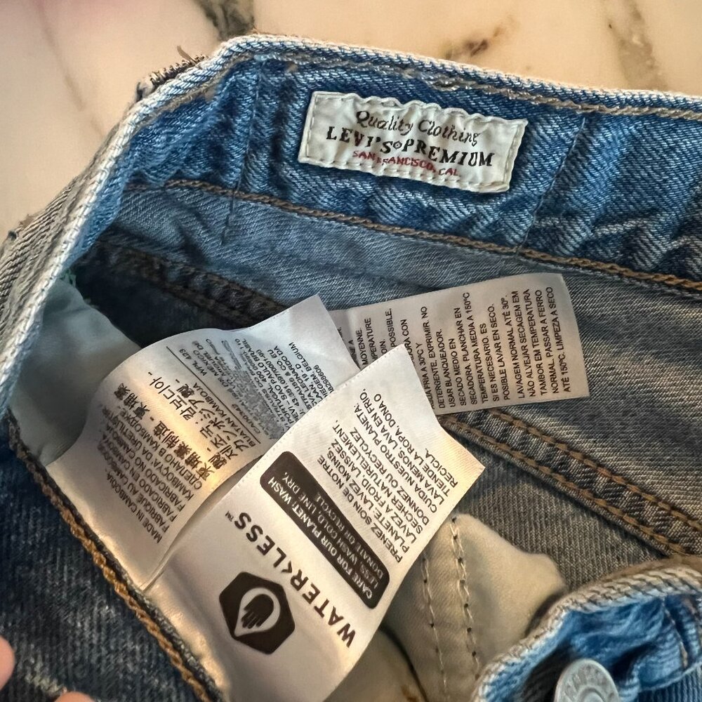 Levis Baggy Dad Jeans Size 27